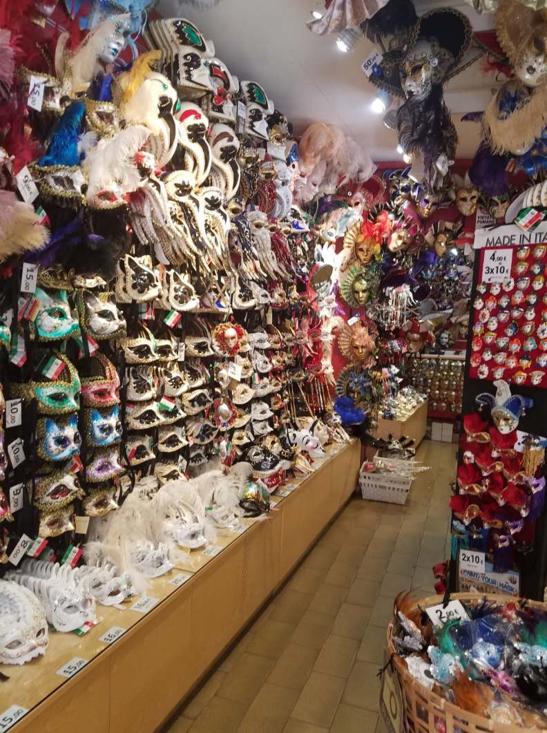 47271716_2232924863644803_3567538318688124928_n